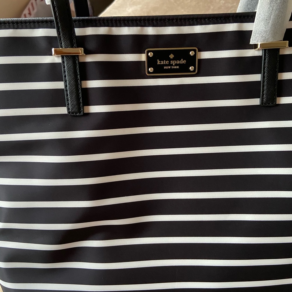 Kate spade purse and wallet